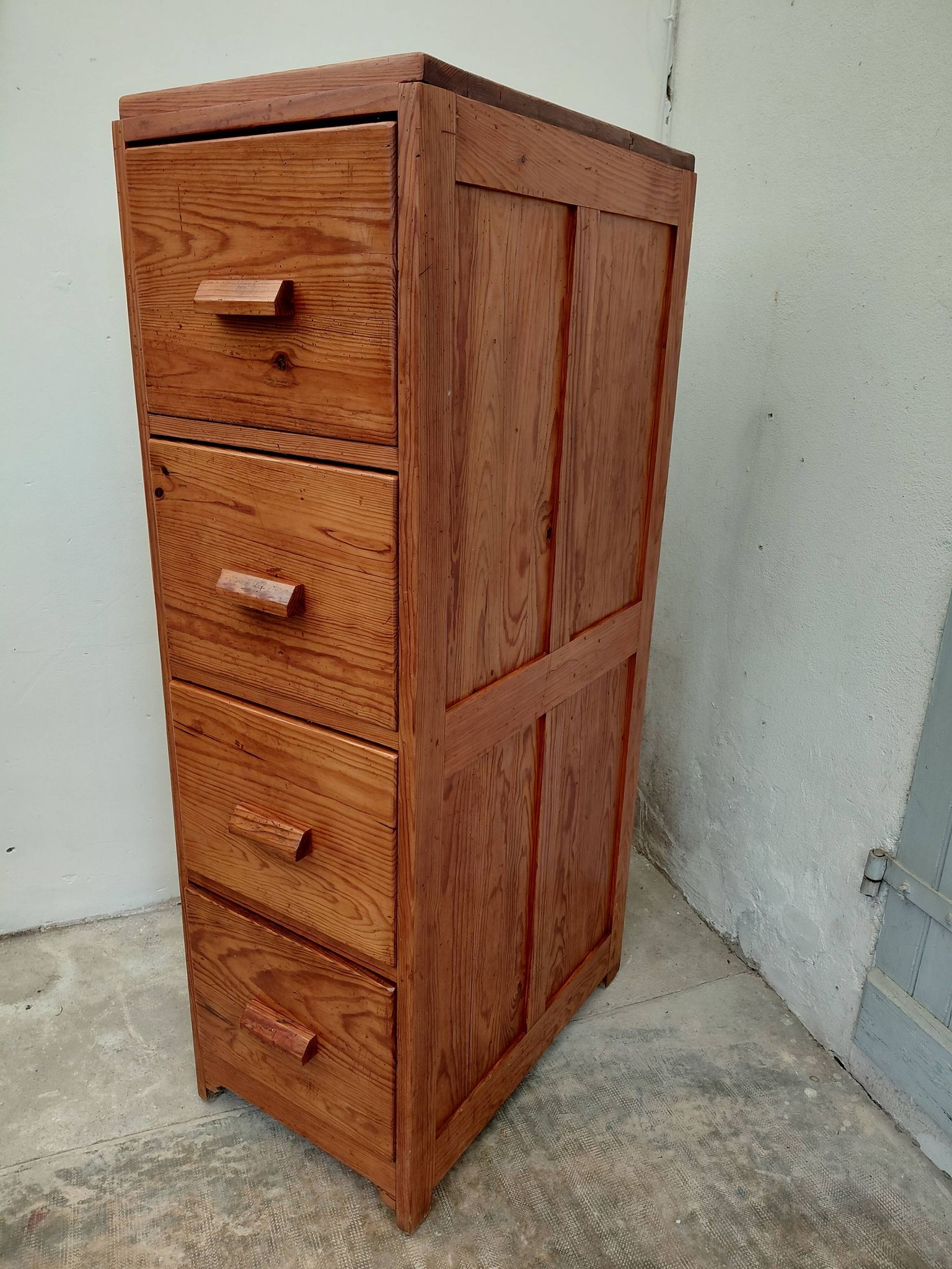 Trade furniture