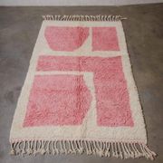 Handmade pink rug for your space, size 150 x 250 cm