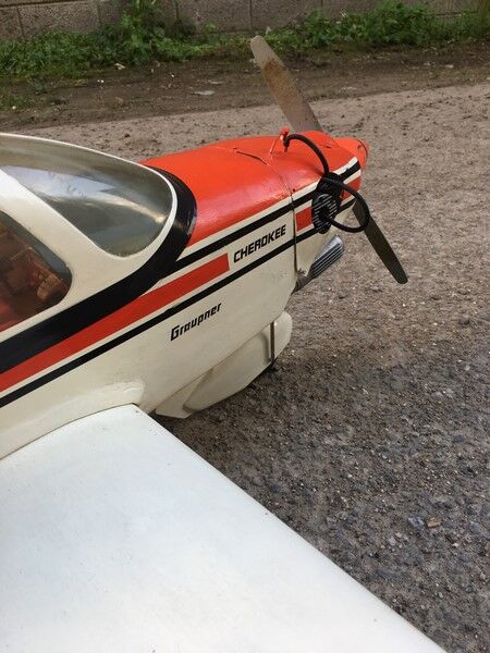 Airplane model