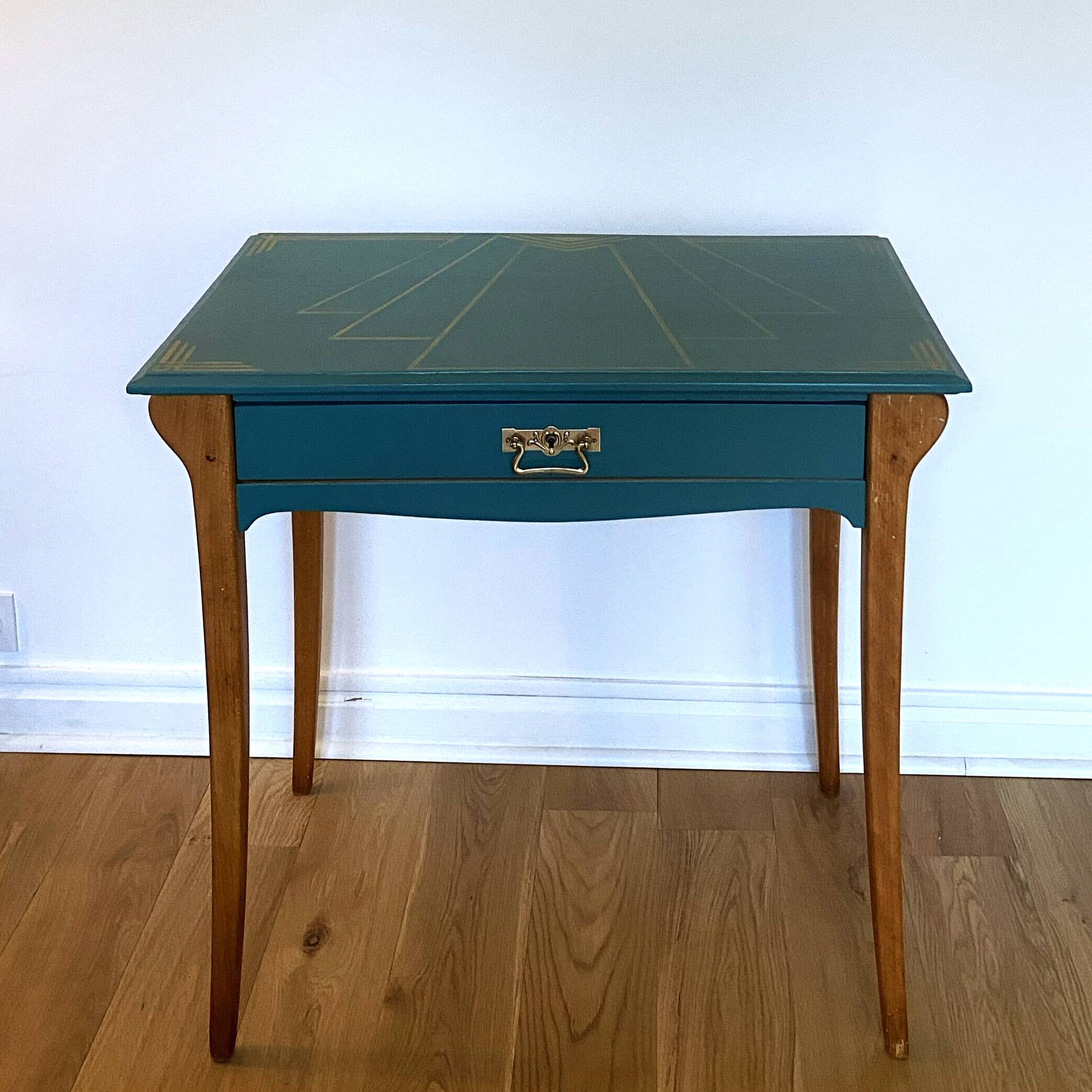 A 1950s desk reimagined in Art Deco style