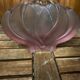 Ancien vase soliflore forme lotus verre moulé rose vintage