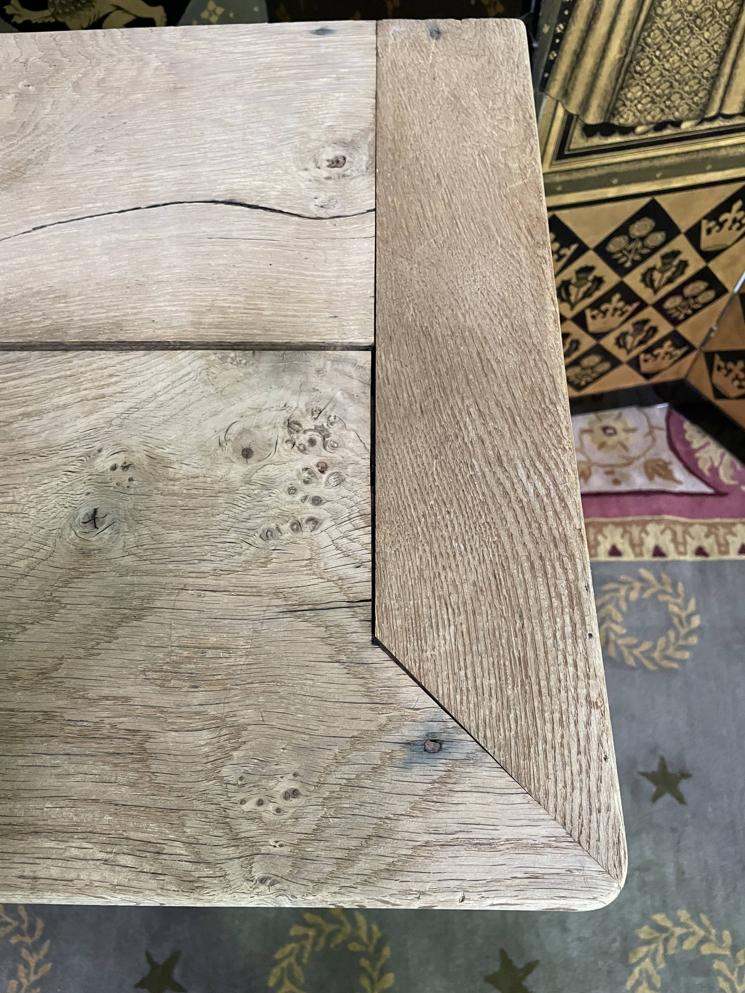 Low buffet in solid oak Louis Philippe aero gummed 19th