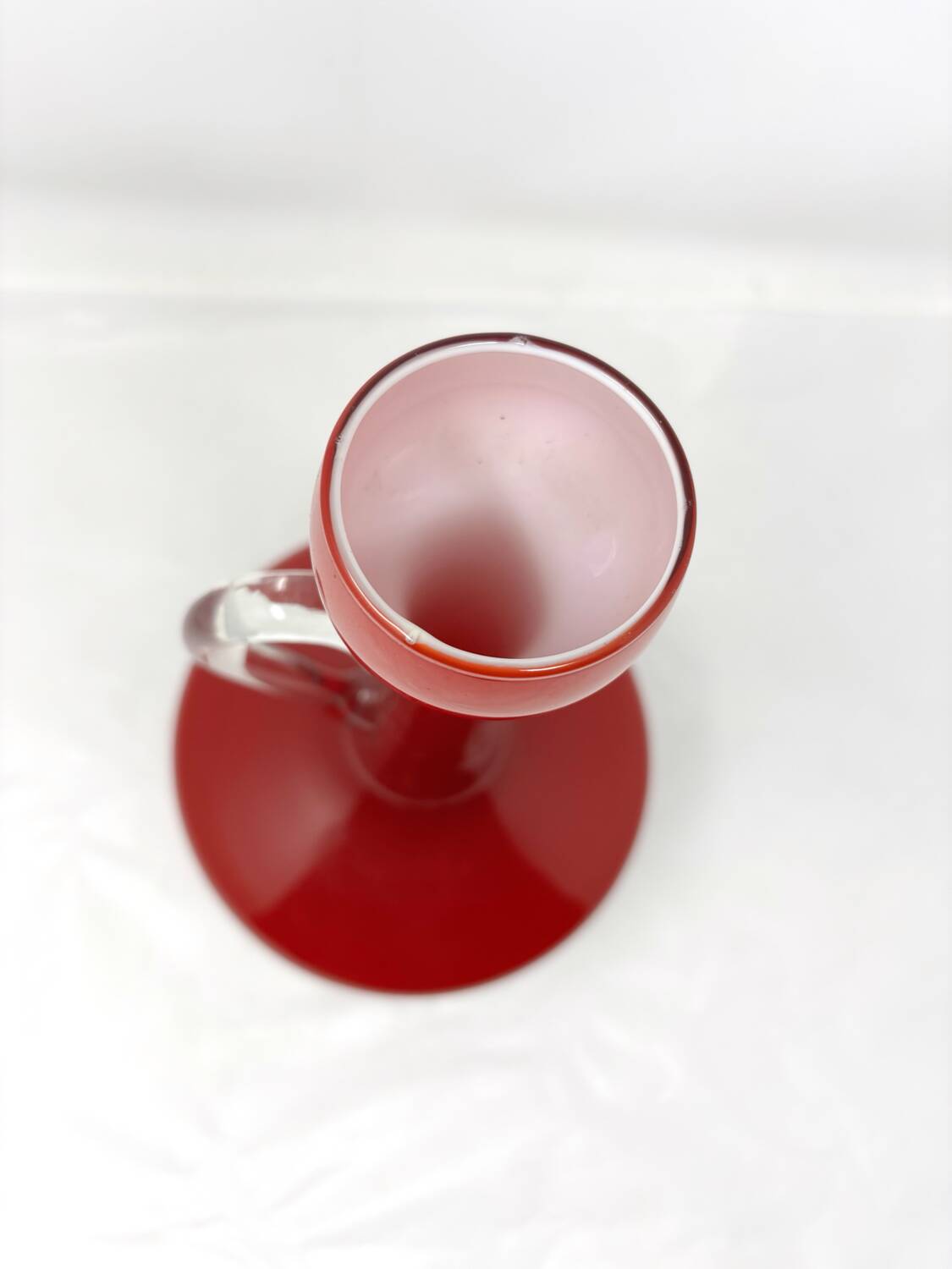 Vase rouge grenat en opaline Empoli