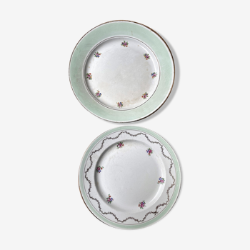 Set of 2 mismatched serving dishes