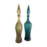 Lot of 2 Italian carafes in textured glass in yellow and blue, 1960