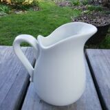 Trio de pot à lait en porcelaine blanche