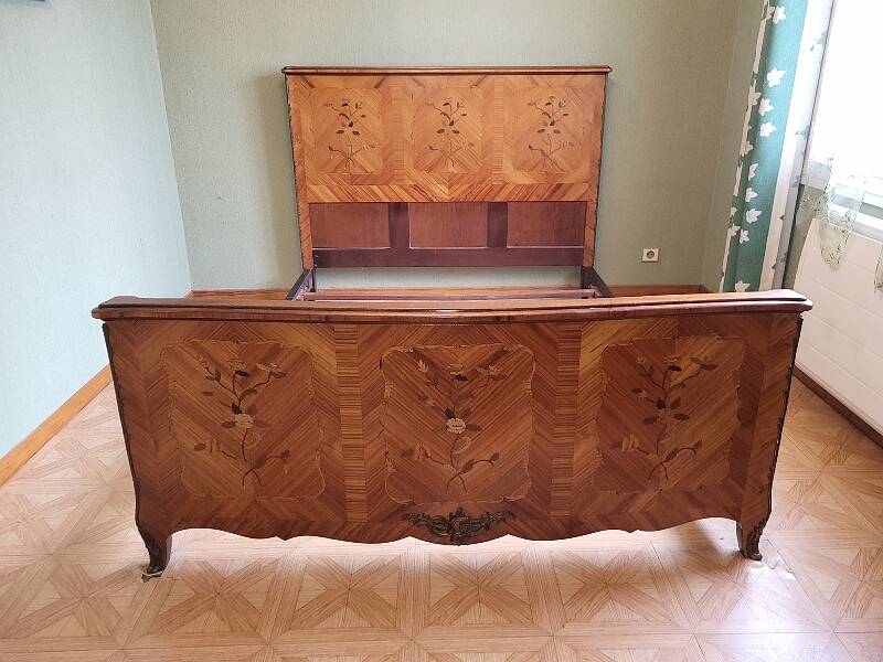 Lit en 140 cm en bois de rose