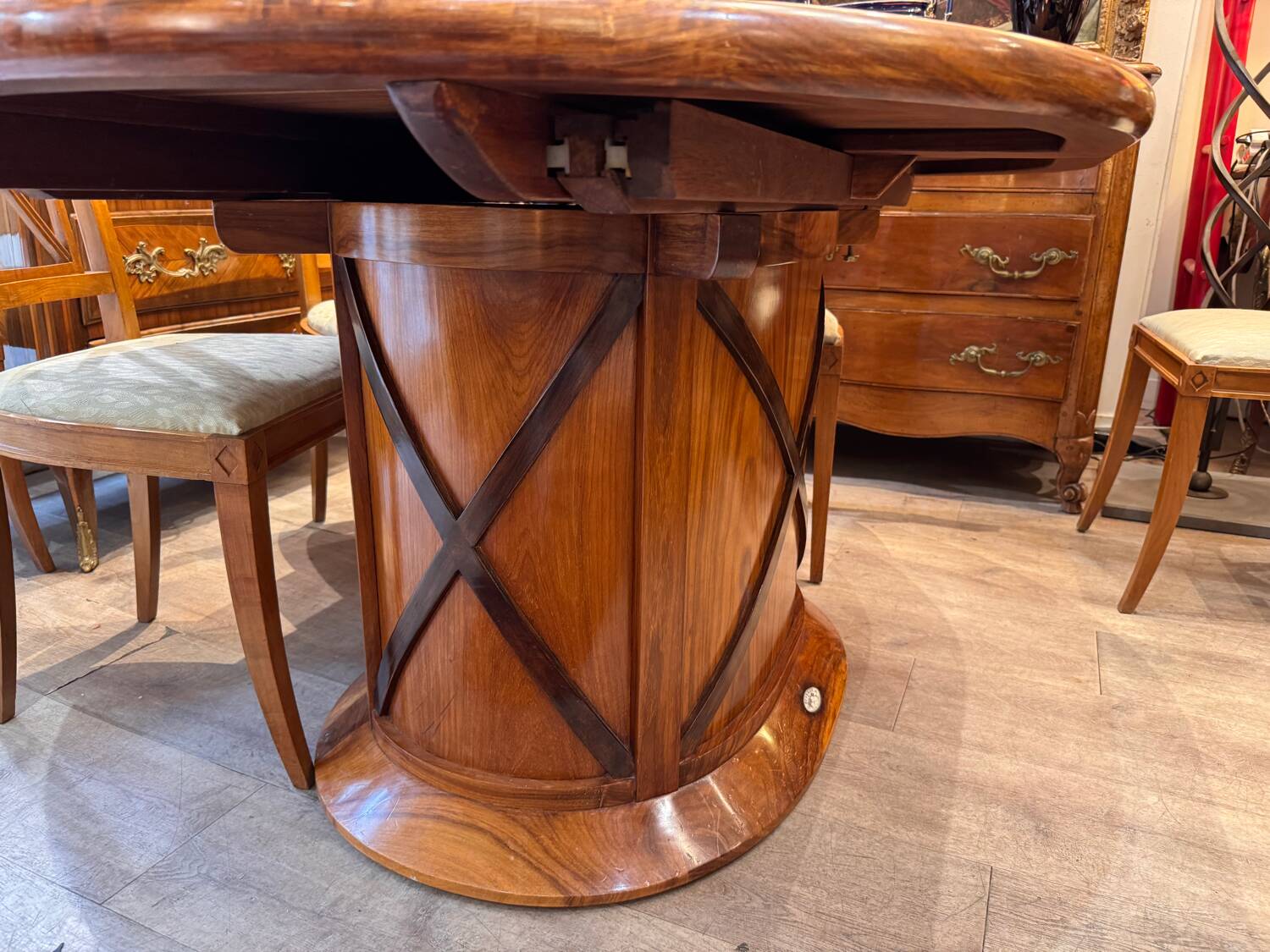 Starbay marine dining table