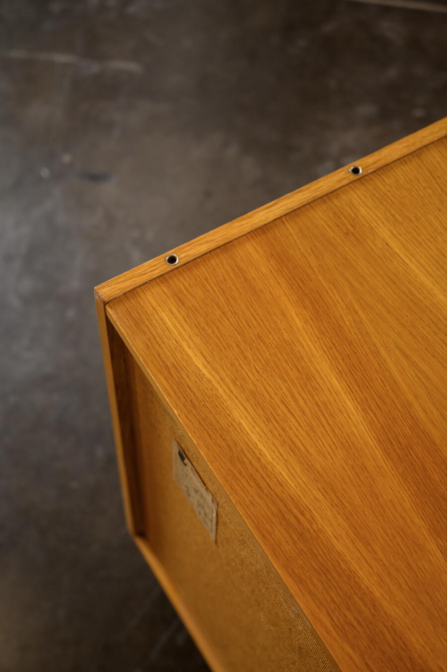 Buffet Jiroutek en bois