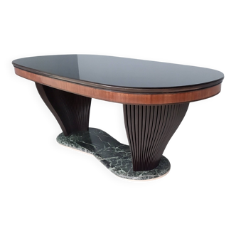 Table à manger de Vittorio Dassi avec plateau ovale en verre opalin noir et base en marbre