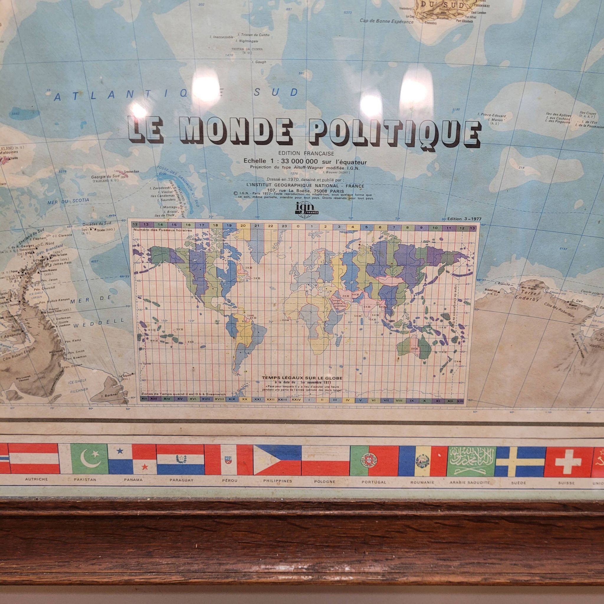 Globe map / Planisphere "Le Monde Politique", National Geographic Institute, 20th century – Fran