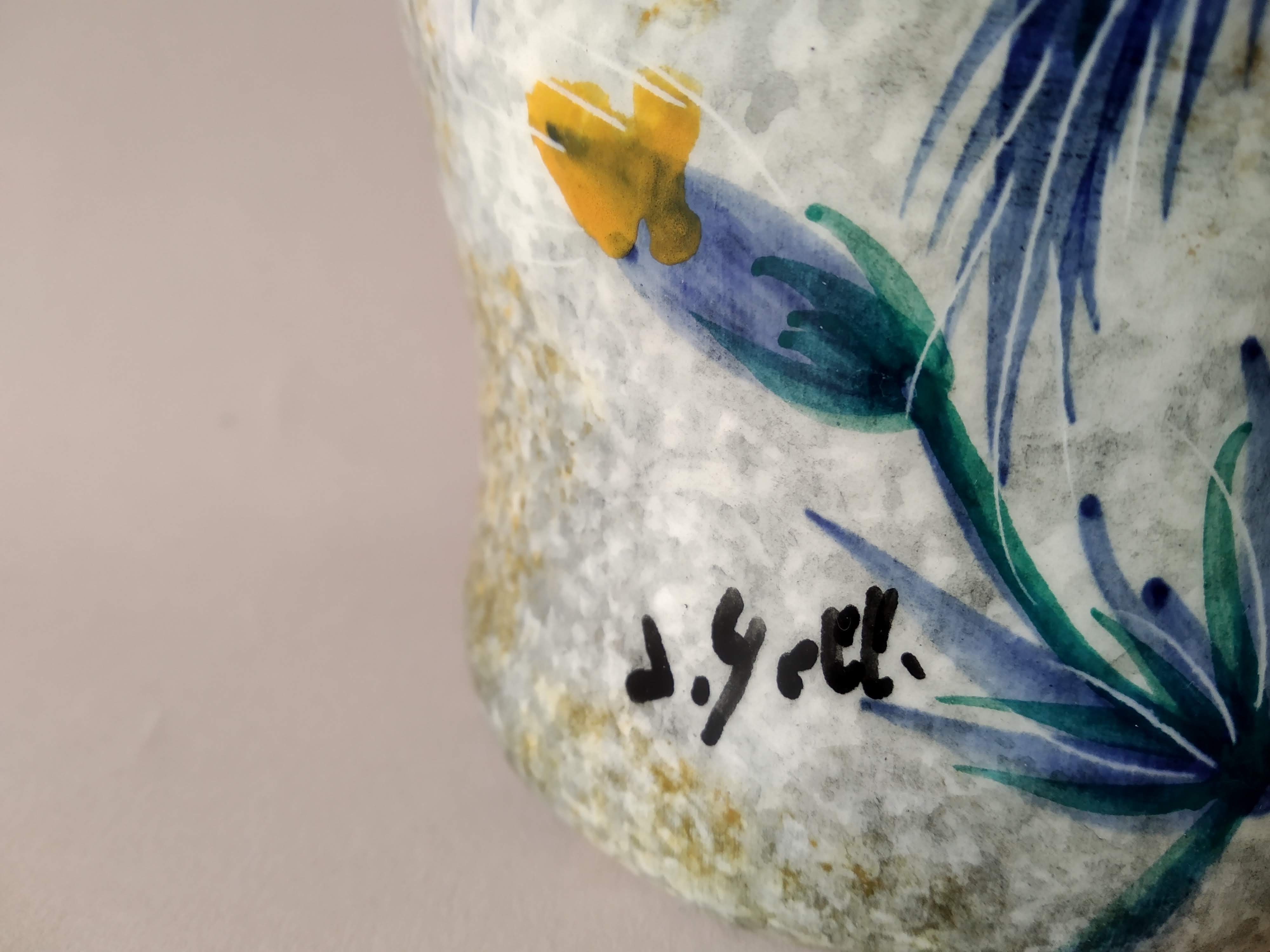 Thistle vase J Yyell Vallauris