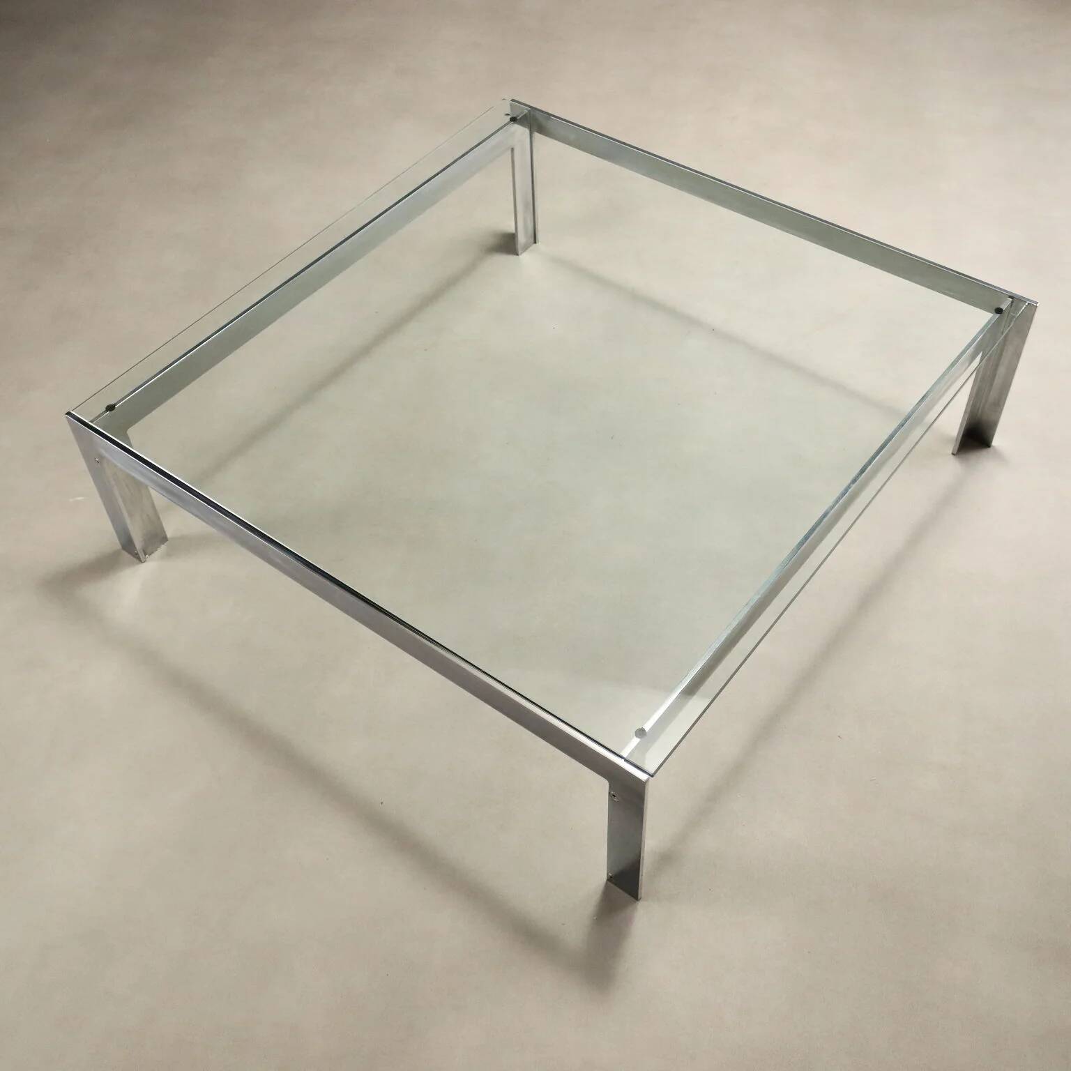 Vintage coffee table in metal and glass, Italian design from the 1970s.