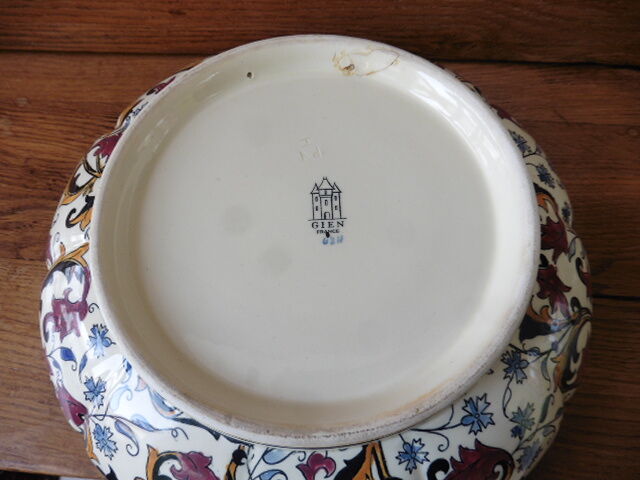 Lobé dish, melonnière in Gien earthenware decoration blue and ochre pattern 1960