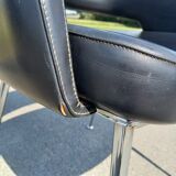 Set of 2 vintage armchairs