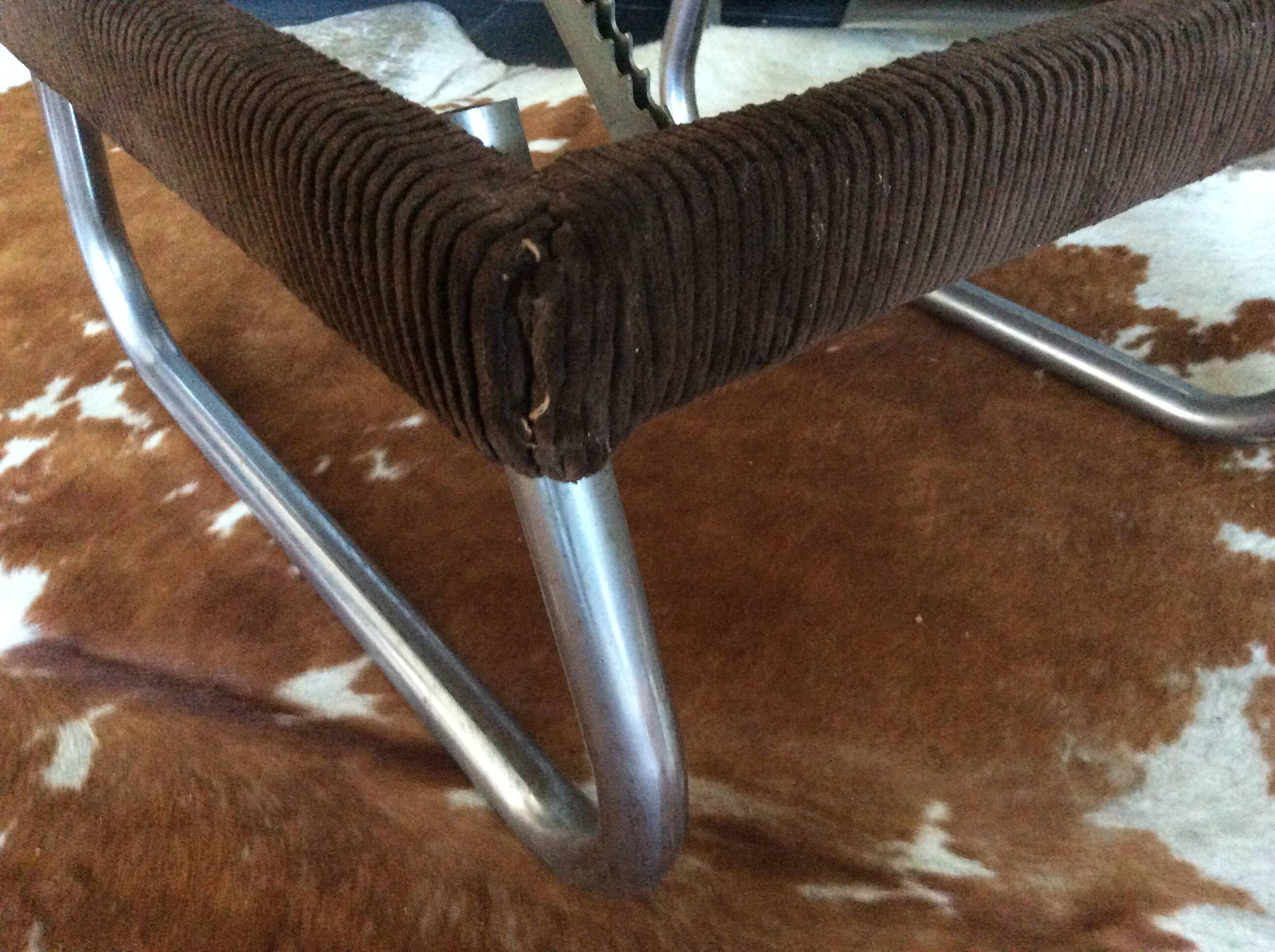 Velvet pouf adjustable footrest