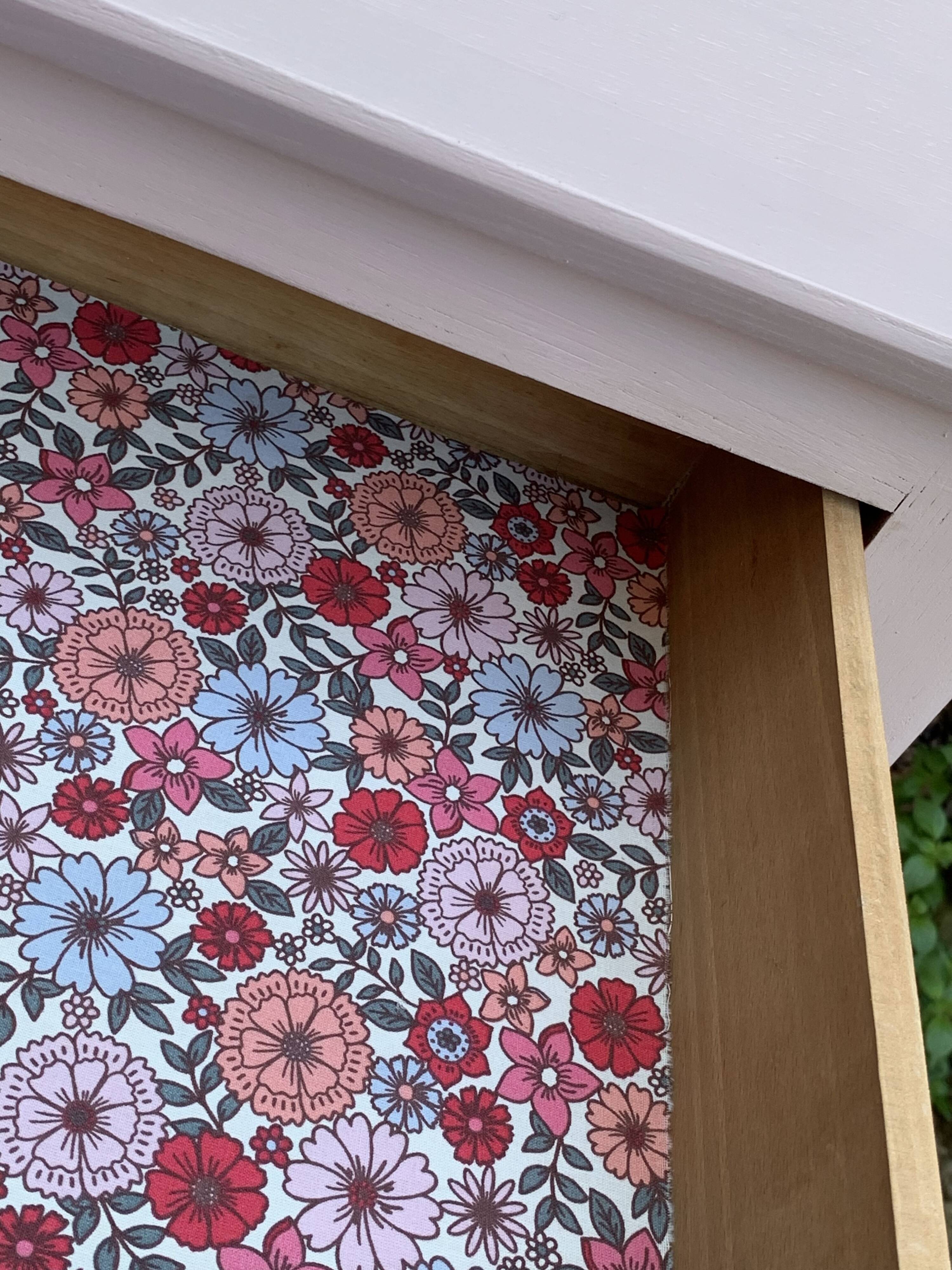 Vintage powder pink compass leg chest of drawers from the 1950s