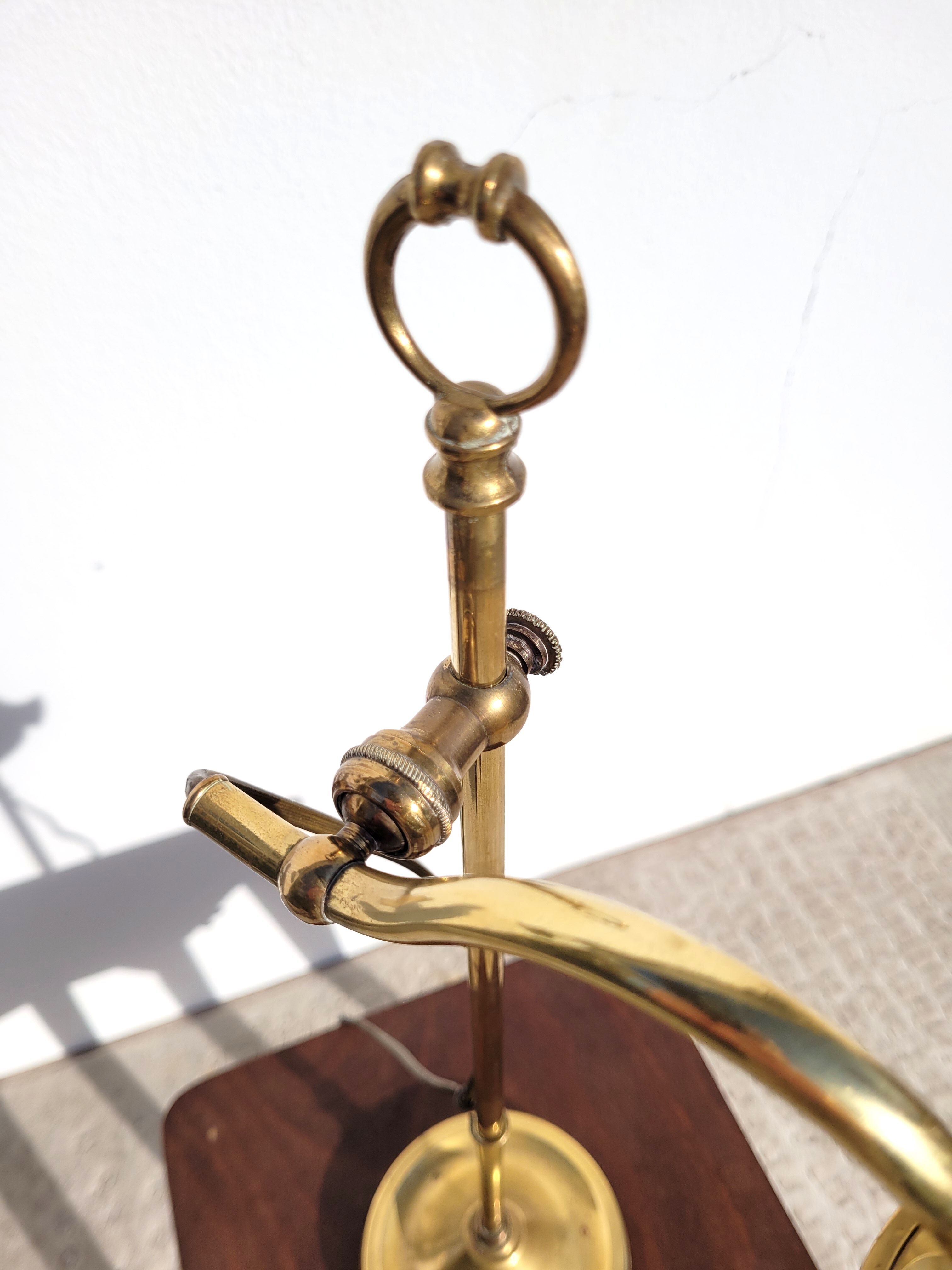 Vintage lamp with gooseneck and tulip