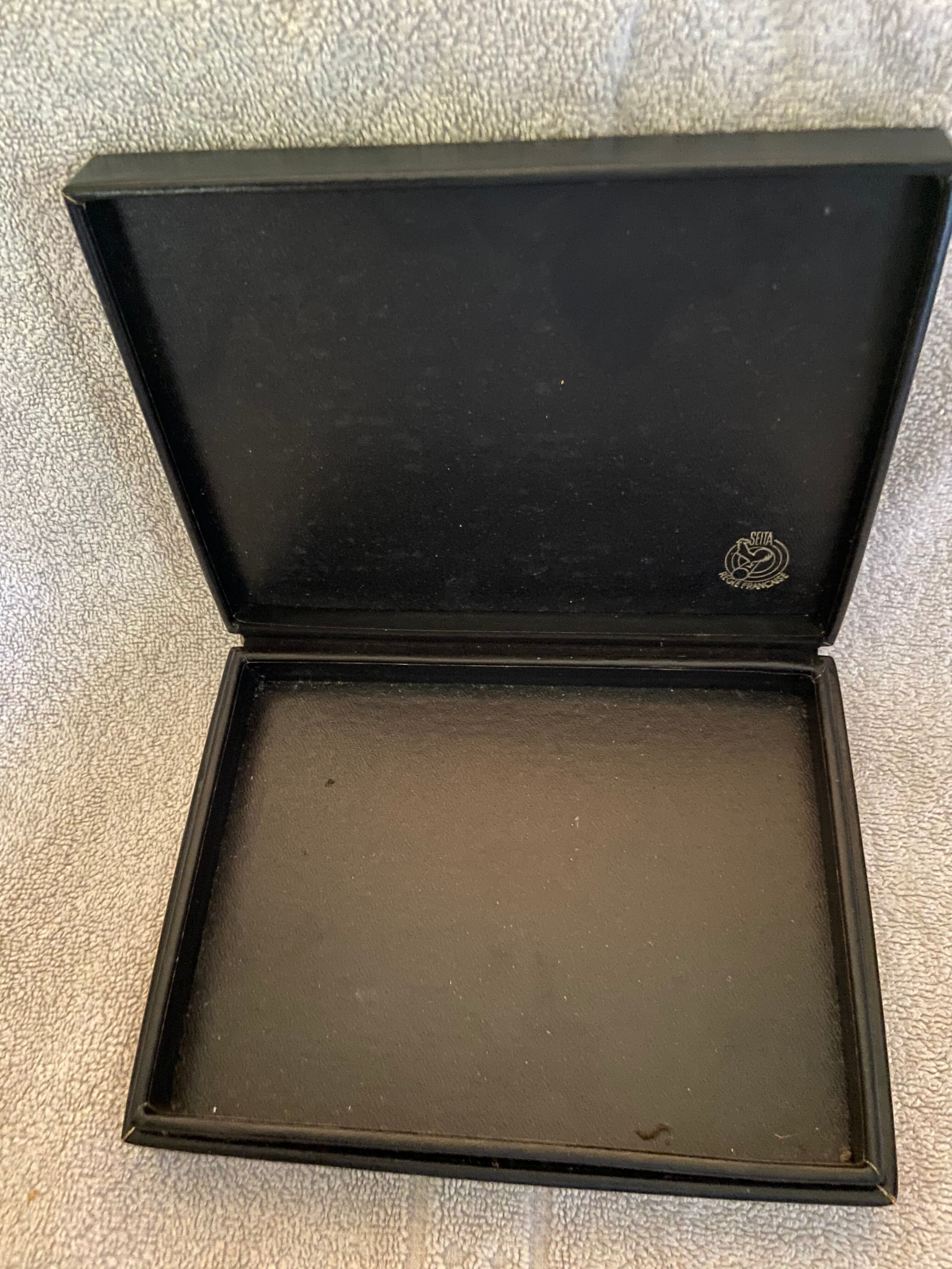 Seita vintage cigarette box/jewel