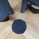 Trois tables d'appoint en bois