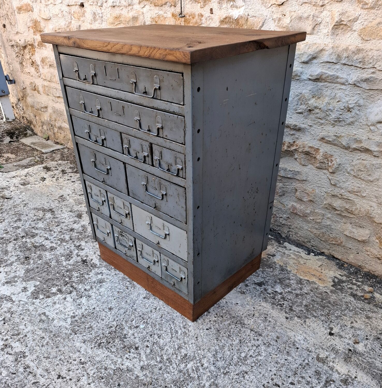 Military metal drawer cabinet