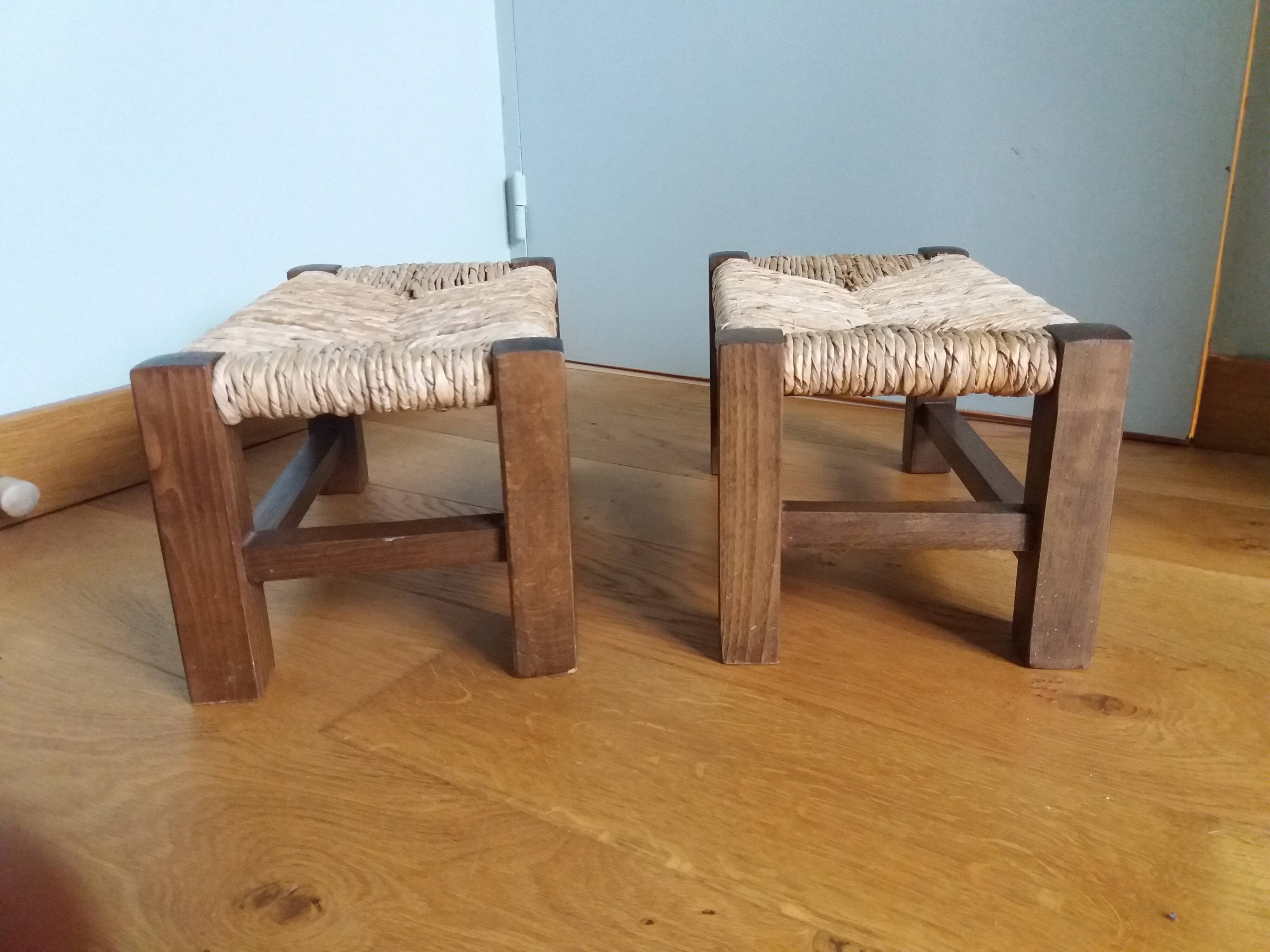 Straw foot rest