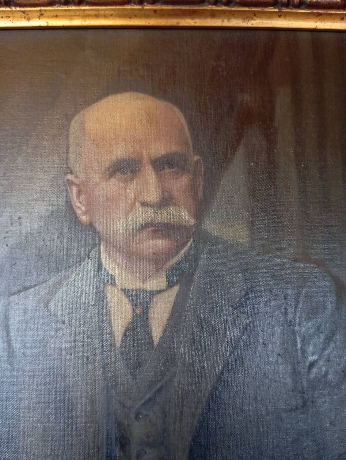 Portrait of a bourgeois, dated and signed.