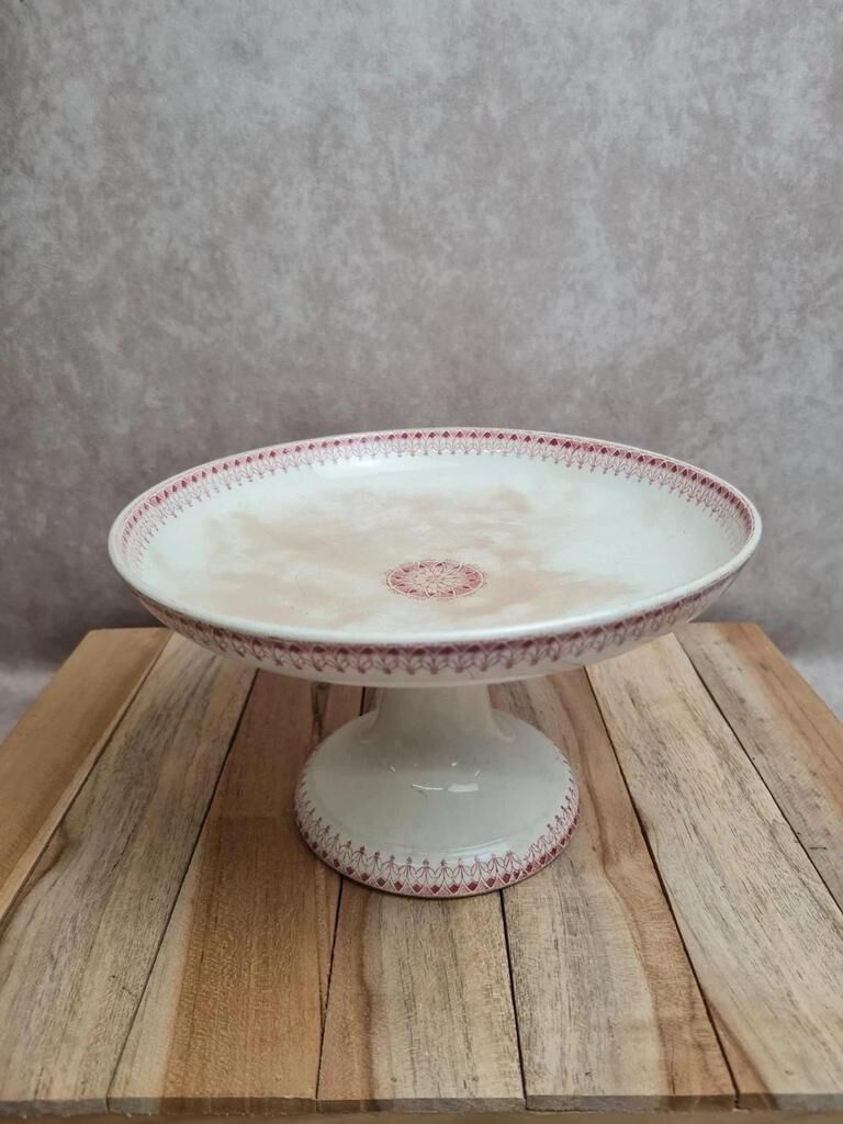 High earthenware compote from Sarreguemines, Ogives model.
