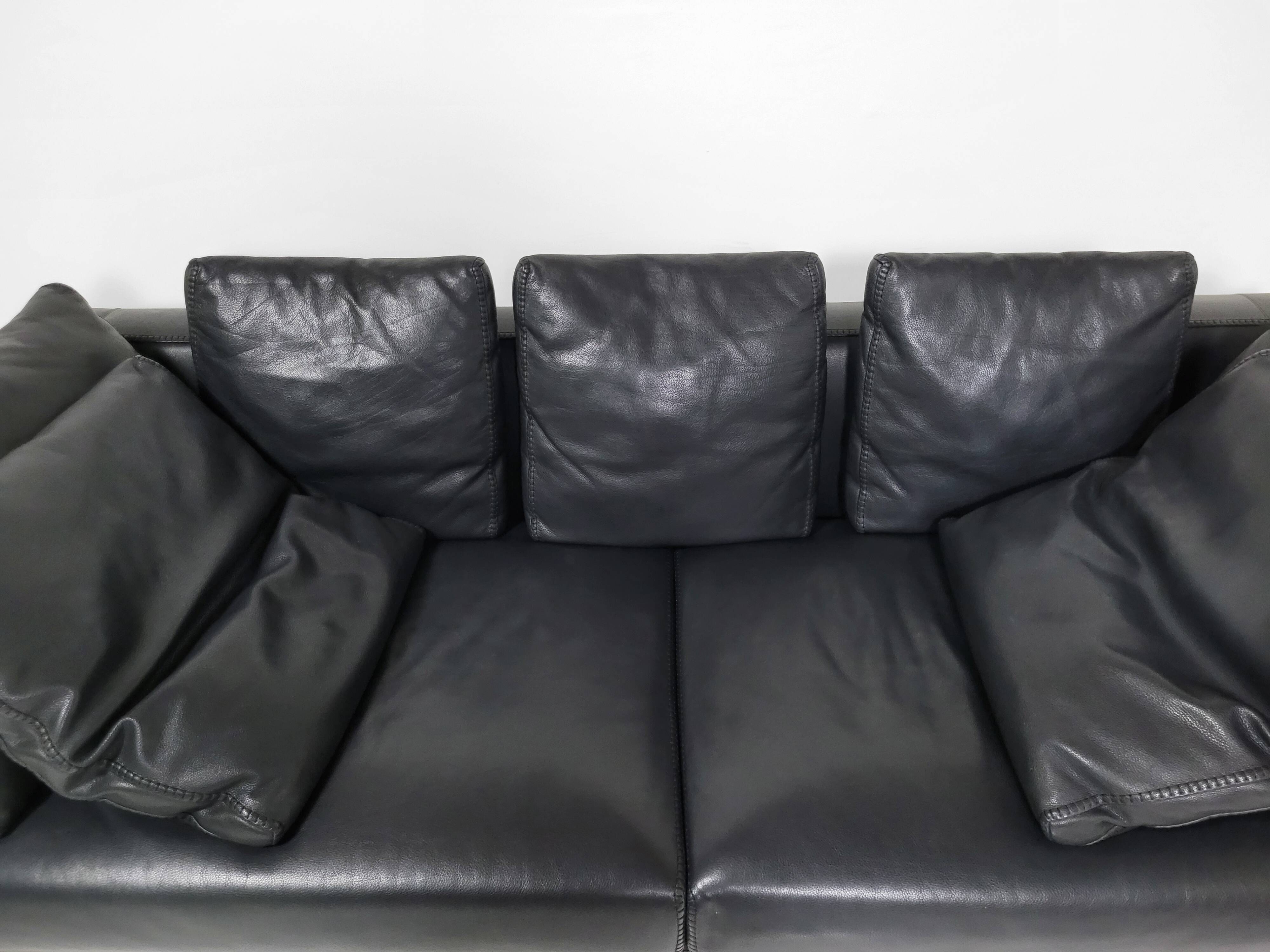 Ray sofa by antonio citterio for b&b italia