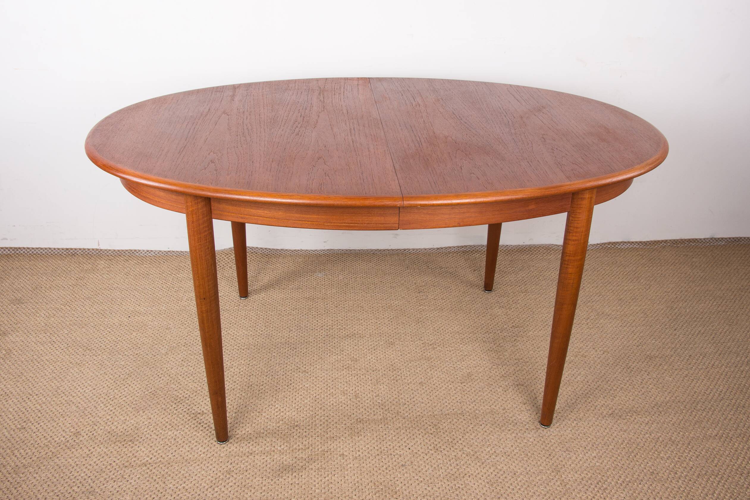 Danish oval teak dining table by Gudme Mobelfabrik 1960.
