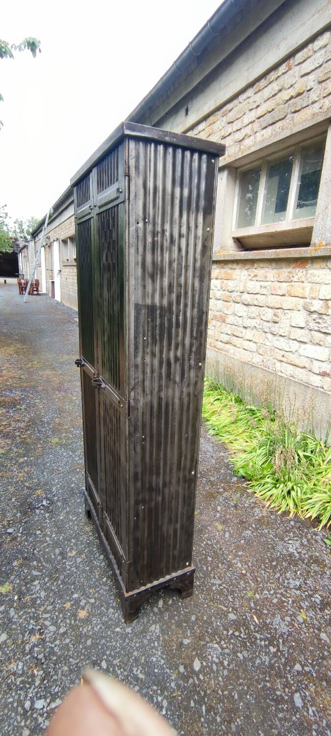 Straford Locker Room