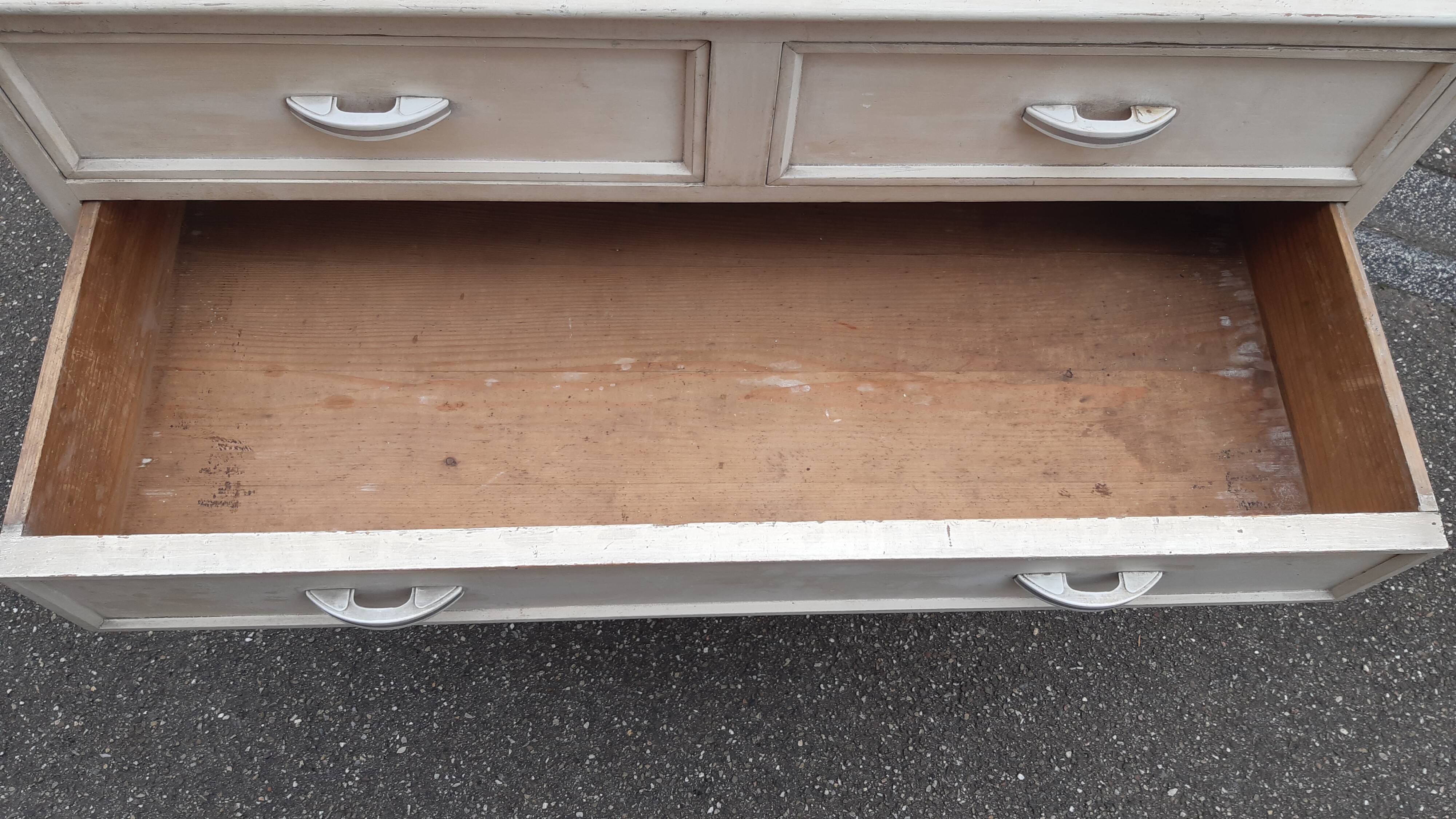 Commercial furniture with drawers