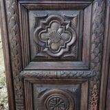 Sculpted doors pair