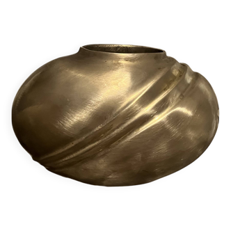 Vase coquillage métal brossé