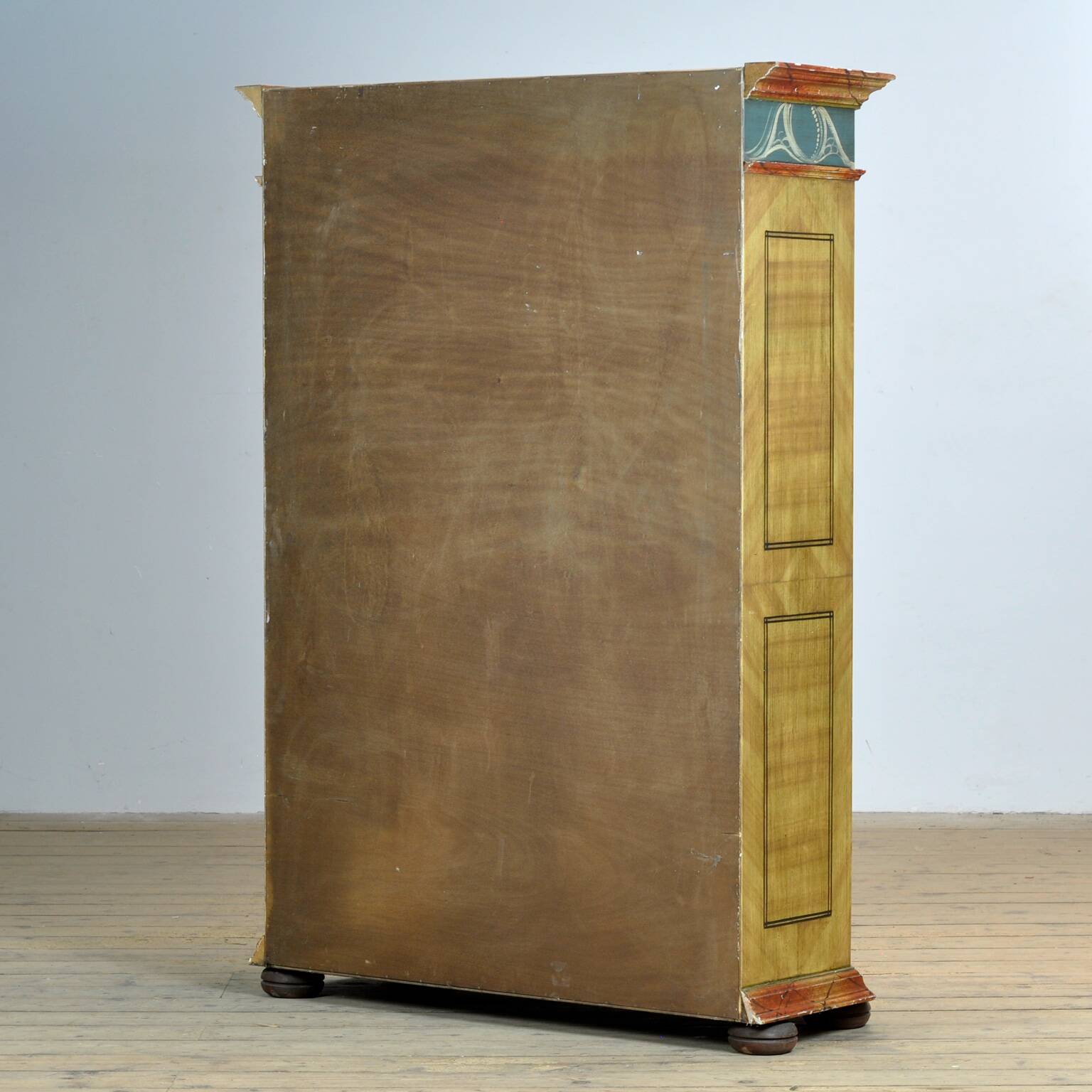 German bridal cabinet