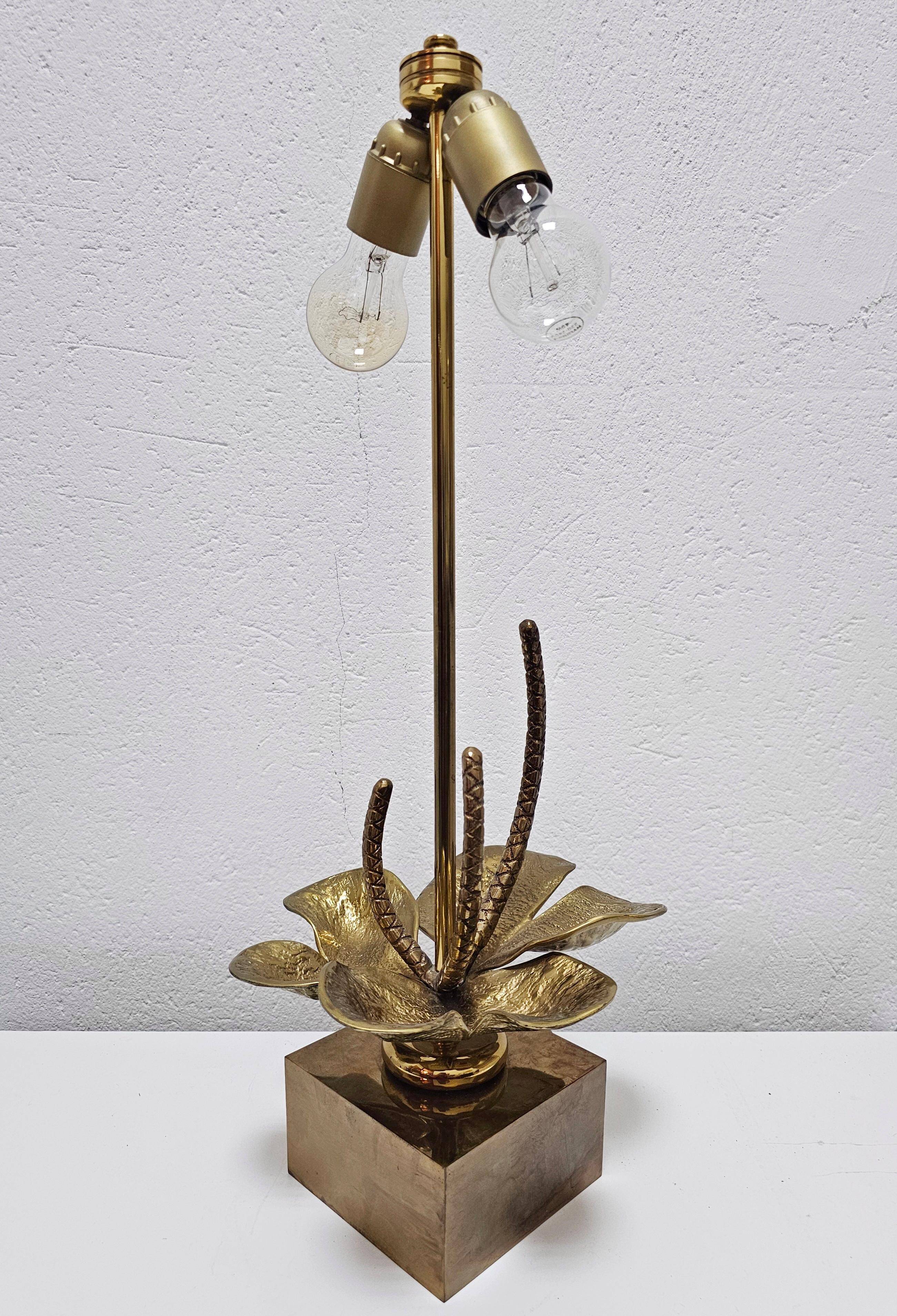 Nenuphar table lamp in bronze and brass by Maison Charles, 1960s.