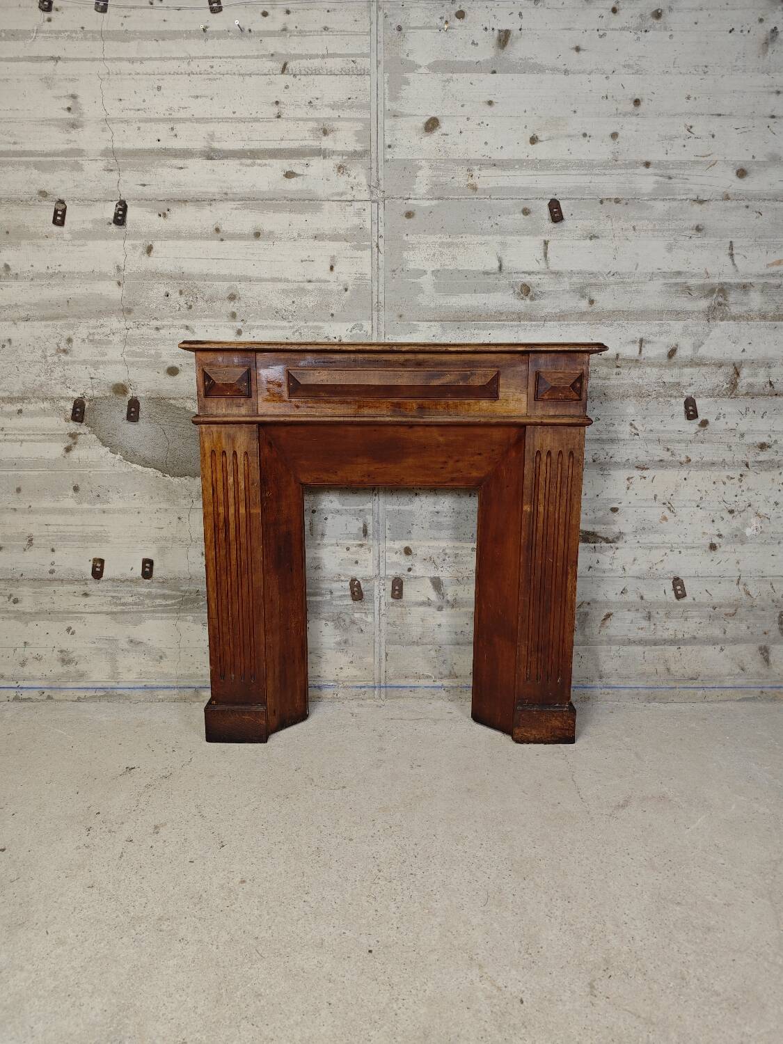 Wooden fireplace mantel