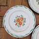 Lot de 7 assiettes plates plus de raviers
