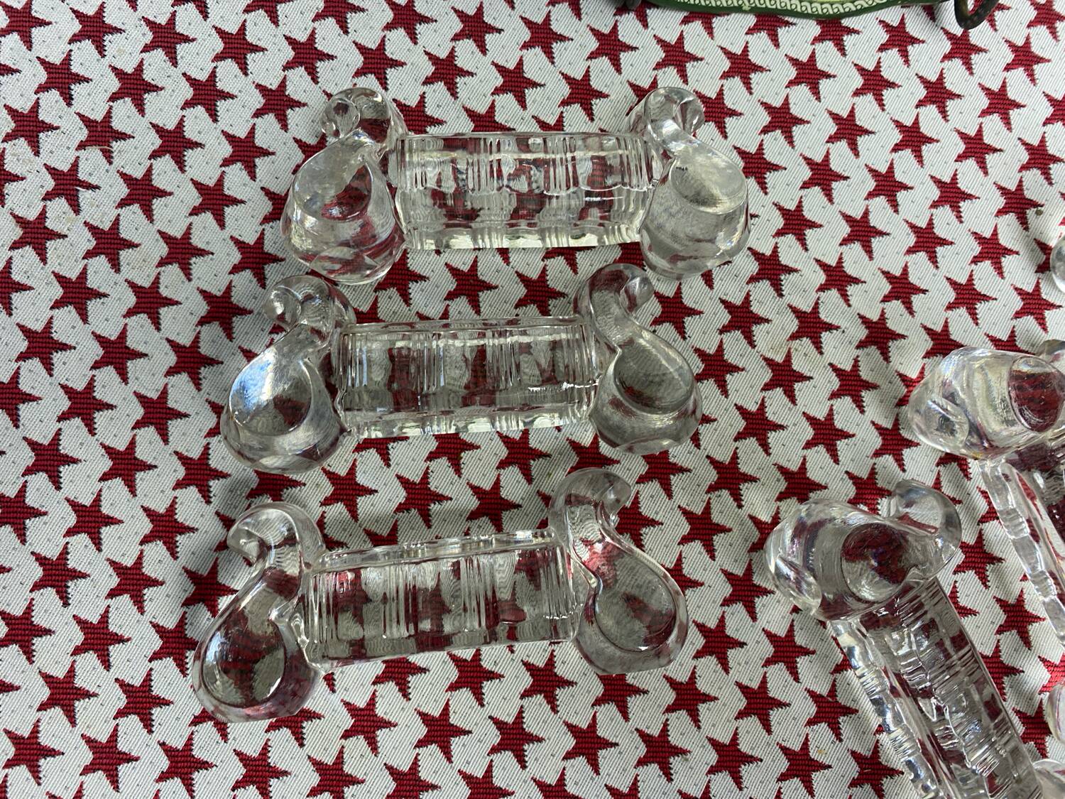 Lot de 6 porte-couteaux en verre moulé anciens