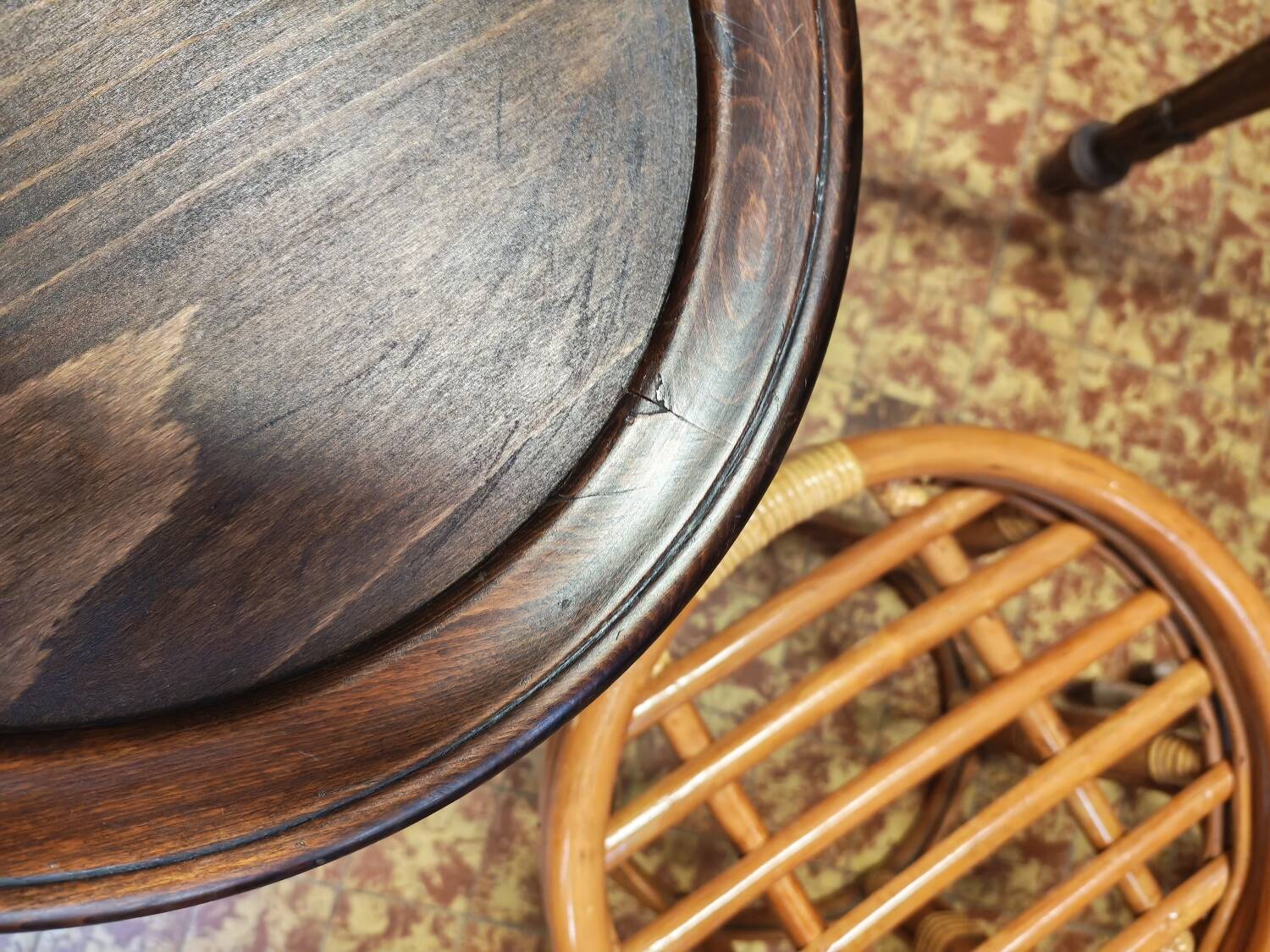 Wooden pedestal table