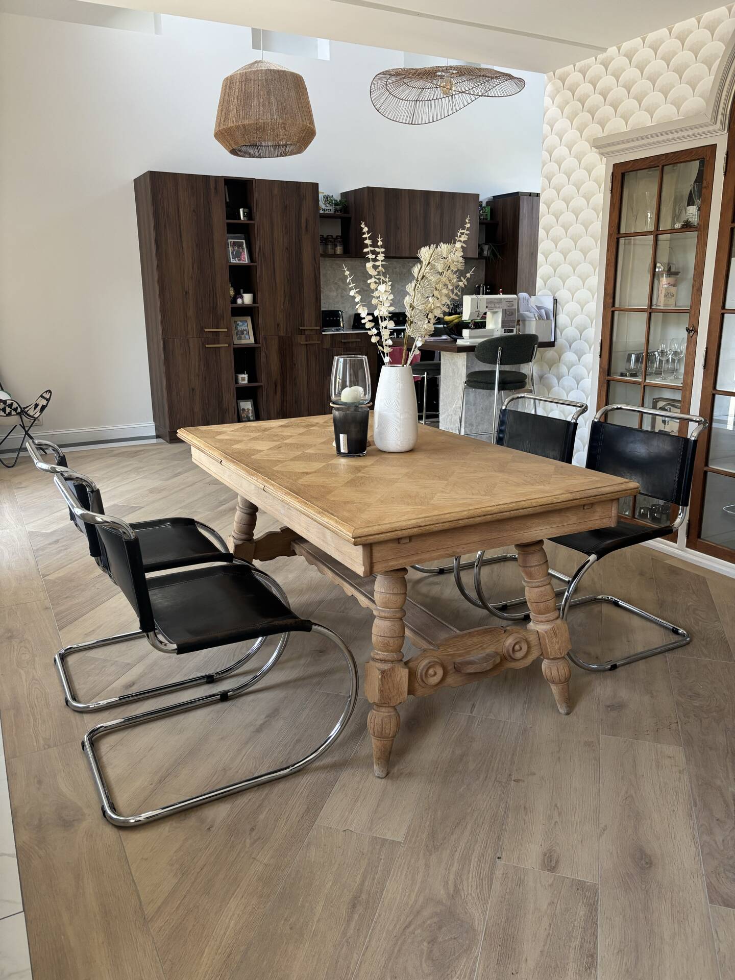4 chaises MR10 Ludwig Mies Van Der Rohe