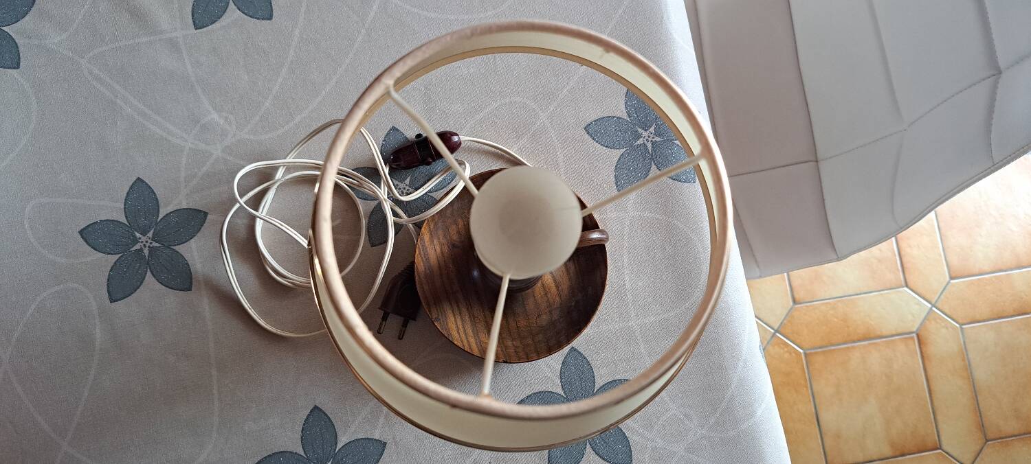 Brutalist style wooden lamp