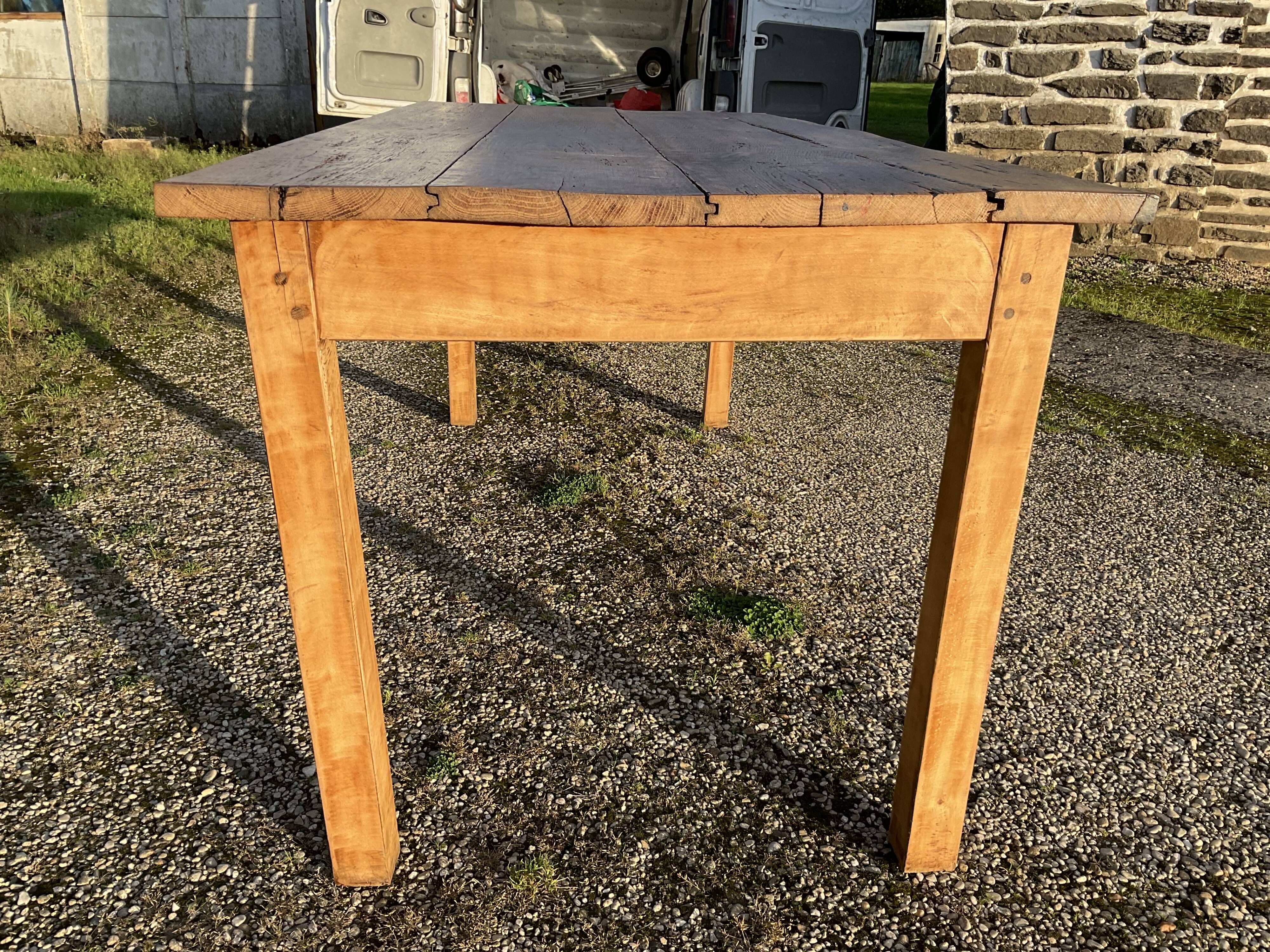 Table de ferme