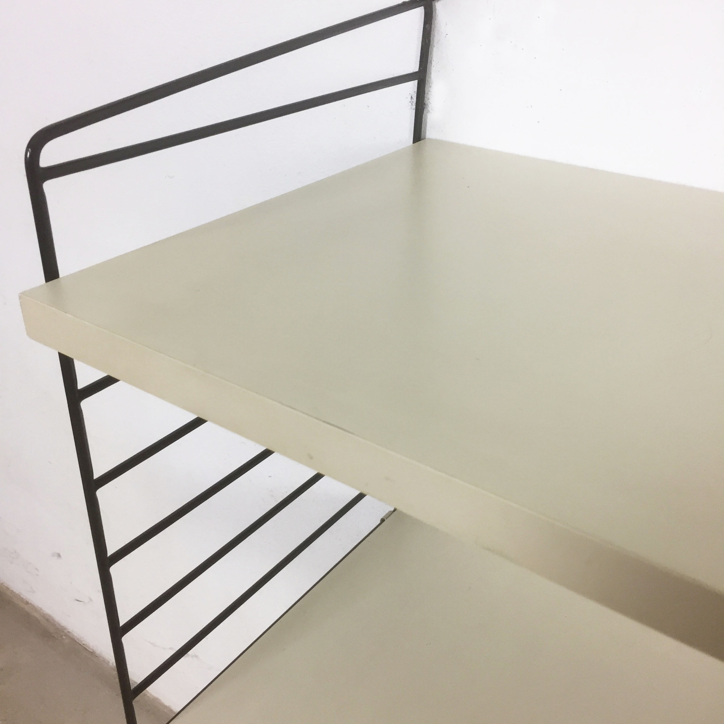 Swedish white shelves by Nisse Strinning for String of the 1960s