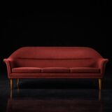 Vintage Mid-Century Scandinavian Modern 3-Seater Red Sofa
