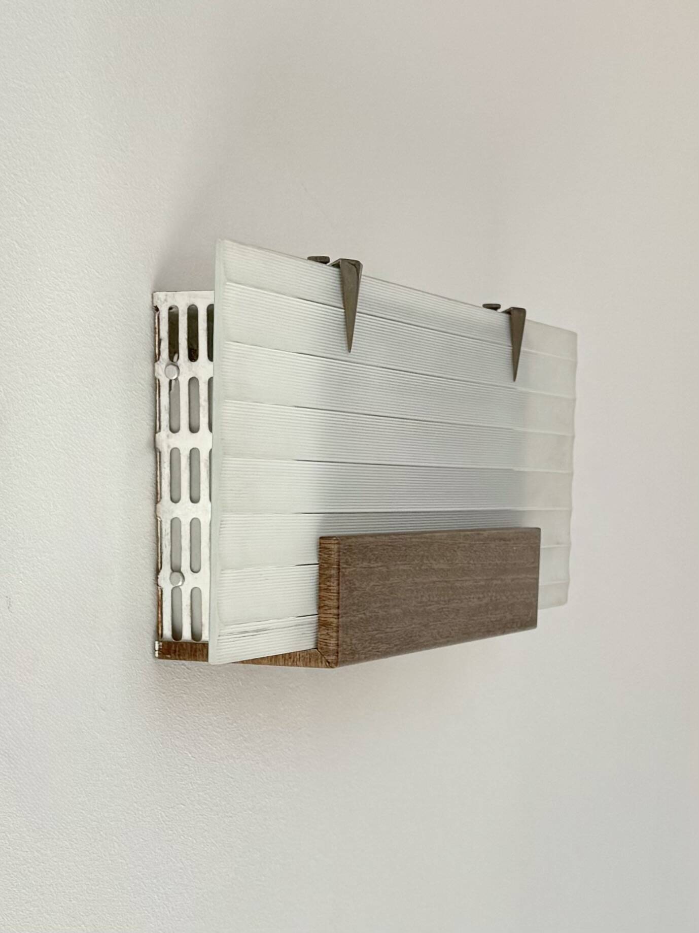 Vintage wall light, chrome metal and frosted glass, France, 1940.