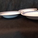 Trio of hollow earthenware plates ''Oxford Brazil'' Blue Checkerboard patterns
