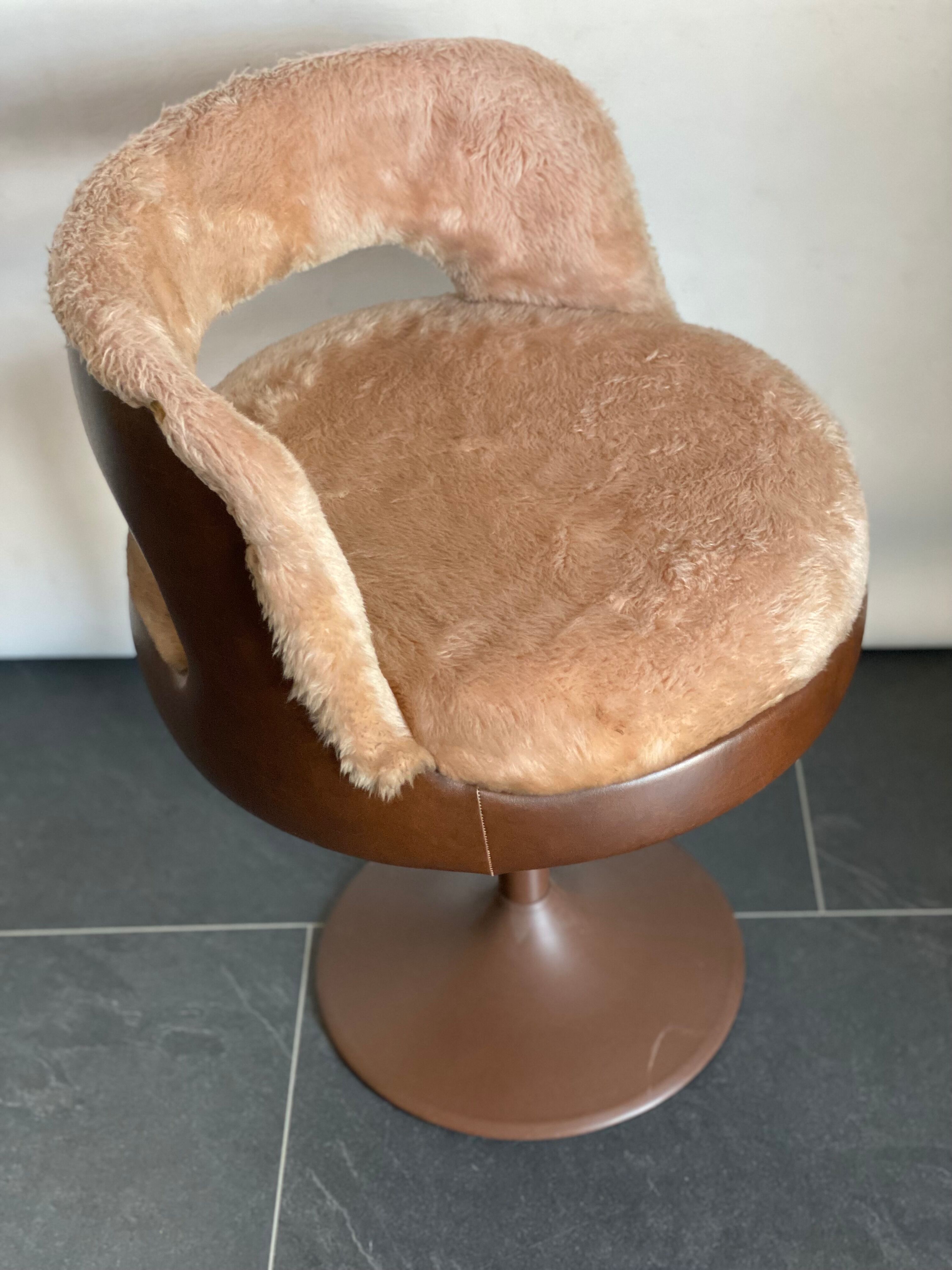 Vintage Space Age Swivel Chair