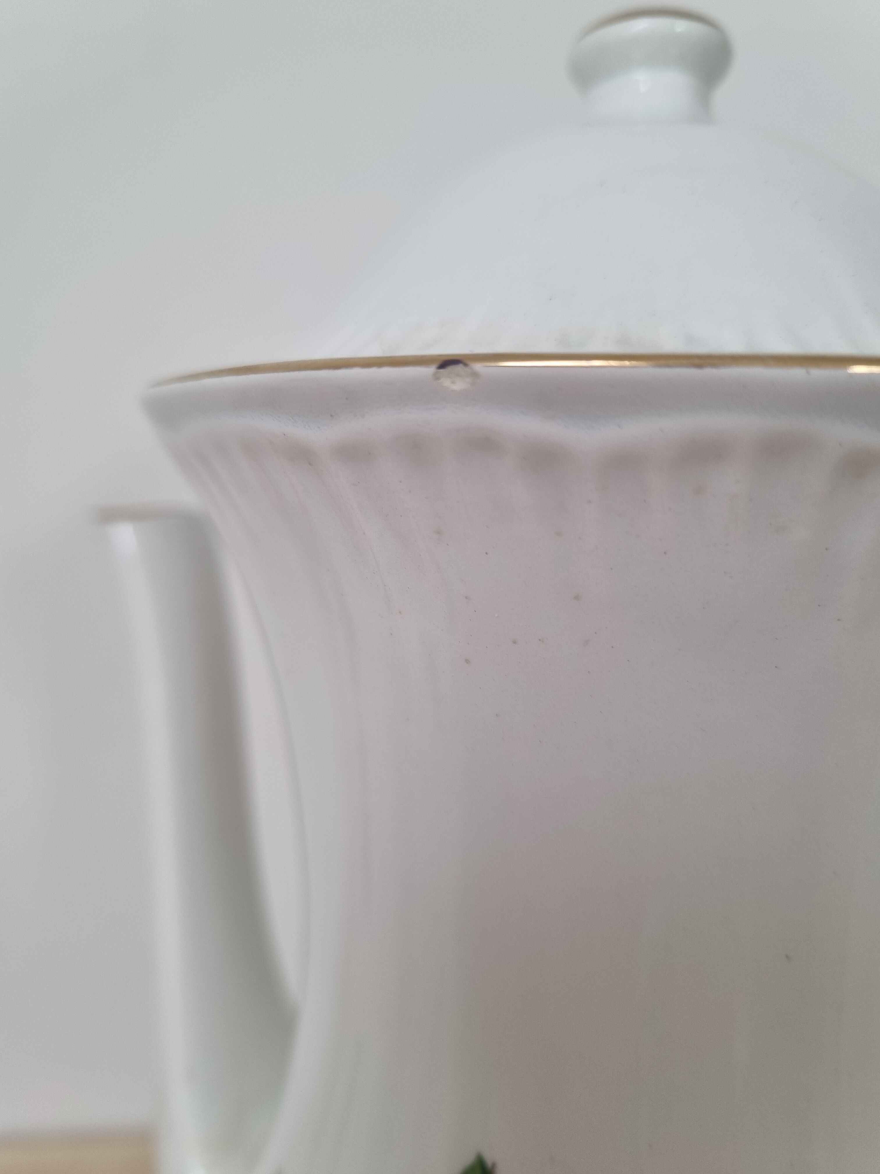 Vintage porcelain teapot Digoin Sarreguemines