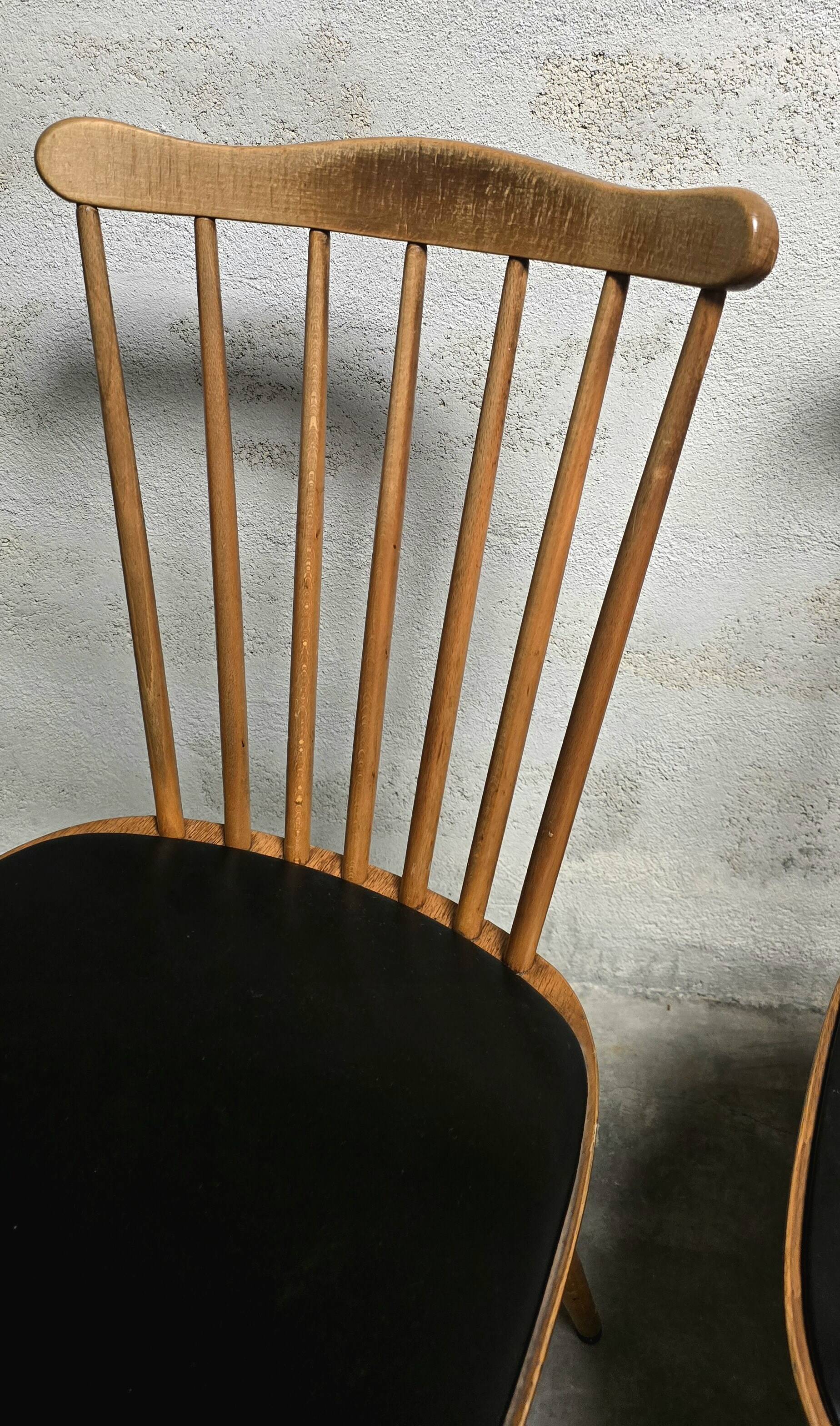 Lot de deux chaises vintage Baumann Sonate 1960